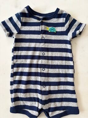 5/$25 Simple Joys Navy and Gray Striped Baby Outfit